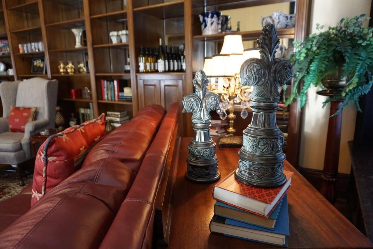 Louisville Bourbon Inn Dış mekan fotoğraf