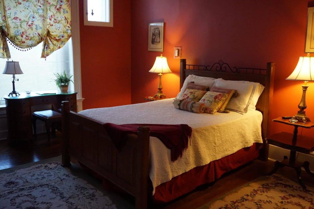 Louisville Bourbon Inn Dış mekan fotoğraf