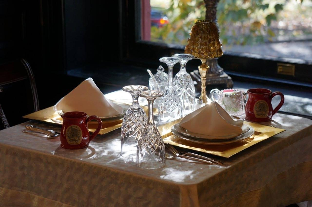 Louisville Bourbon Inn Dış mekan fotoğraf