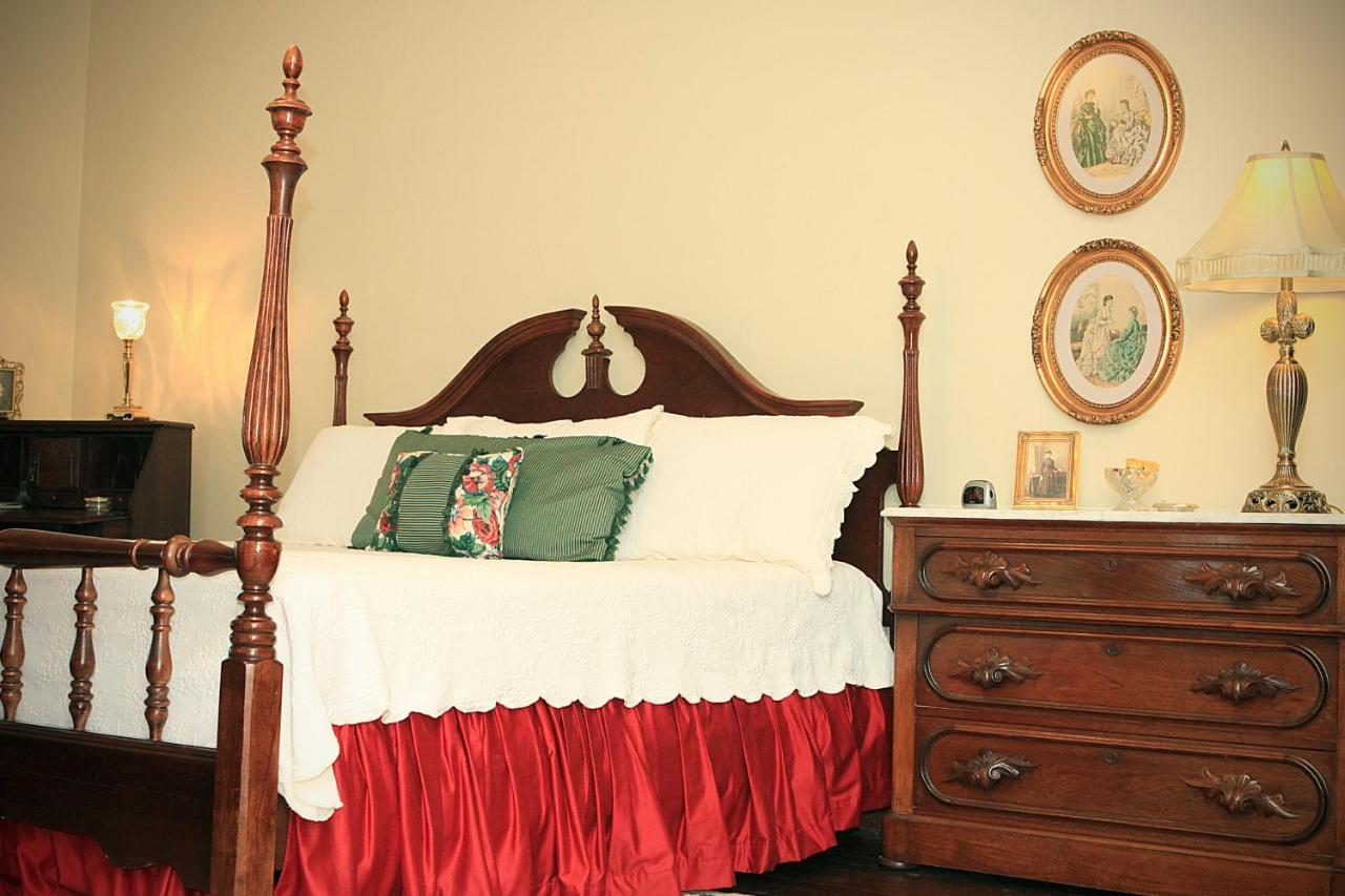 Louisville Bourbon Inn Dış mekan fotoğraf