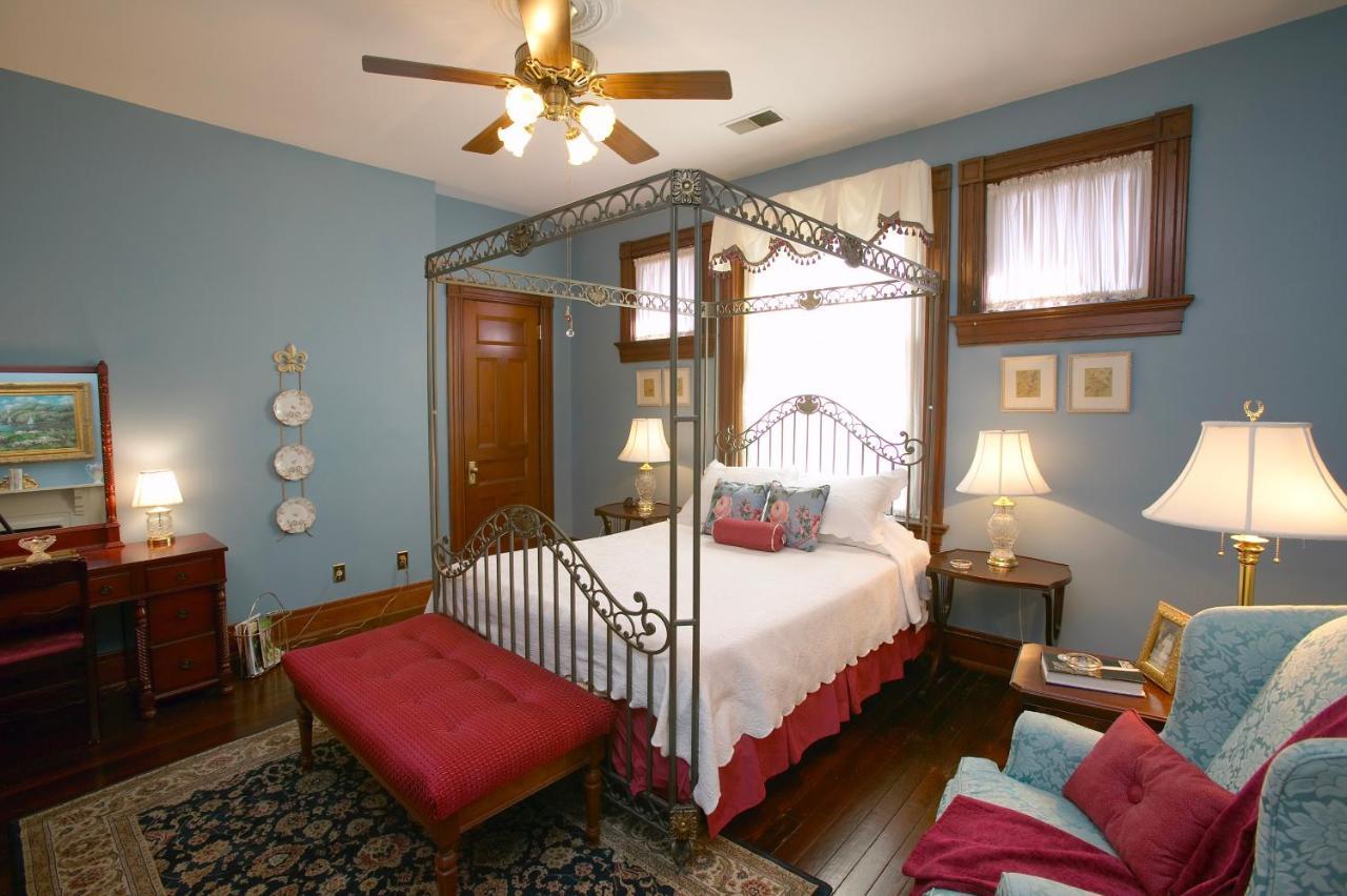 Louisville Bourbon Inn Dış mekan fotoğraf